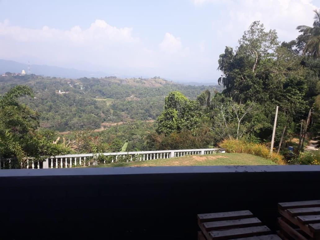 Kandy Gem Inn Blue Hotel Exteriér fotografie